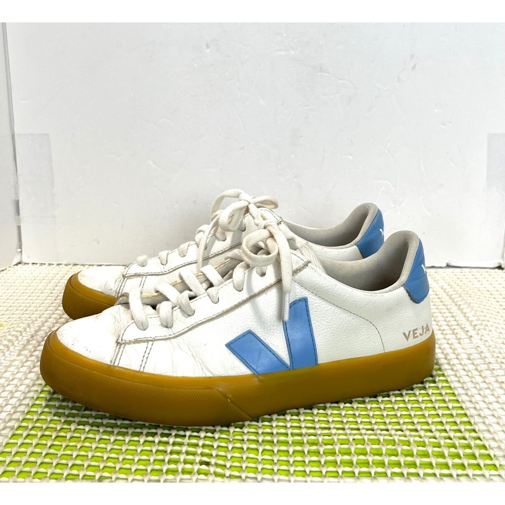 Veja Campo Leather Sneakers Women's Size 8 white and aqua GOOD